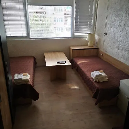 Studio- Krasi Apartment *